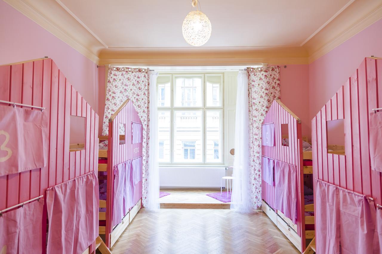 Hostel Ping House *